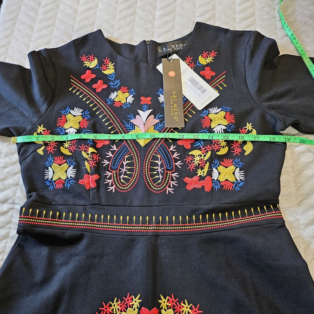 Lai Meng Five Cats Artsy Popover Embroidered Floral Fit Flare Womens Size L NWT - Picture 6 of 16